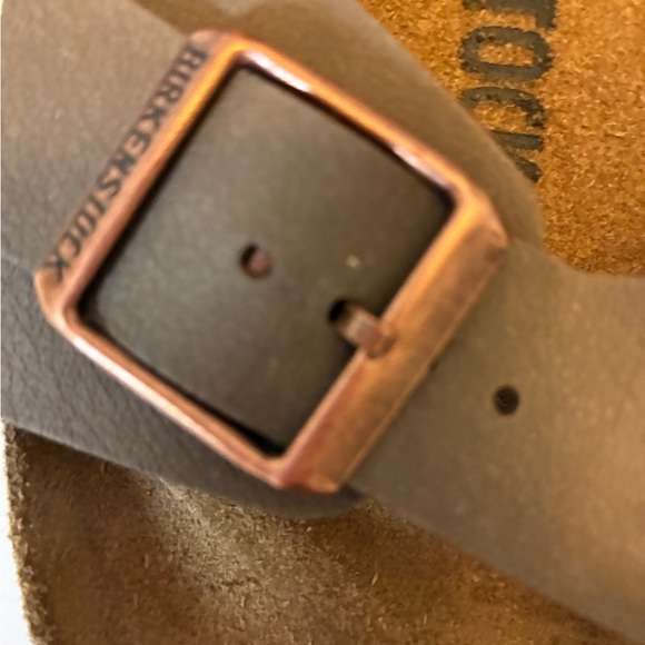 NEW. Brown Birkenstock Arizona sandals. - Picture 4 of 6